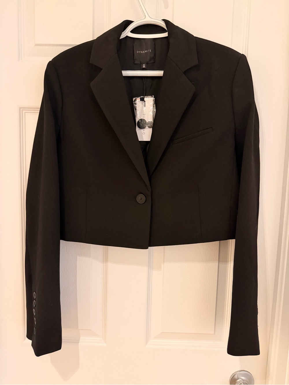 Dynamite - Cropped Blazer in Black